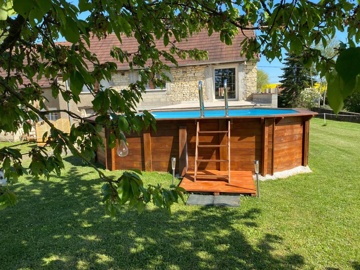 L'Entrenous Apartment Charmes  Exterior foto